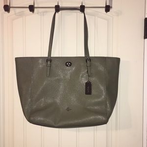 Coach tote